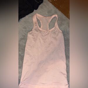 Lululemon tank